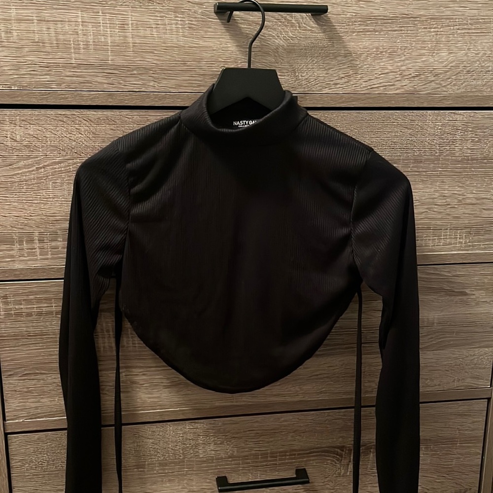 Nasty gal black long-sleeve crop top with cut out back